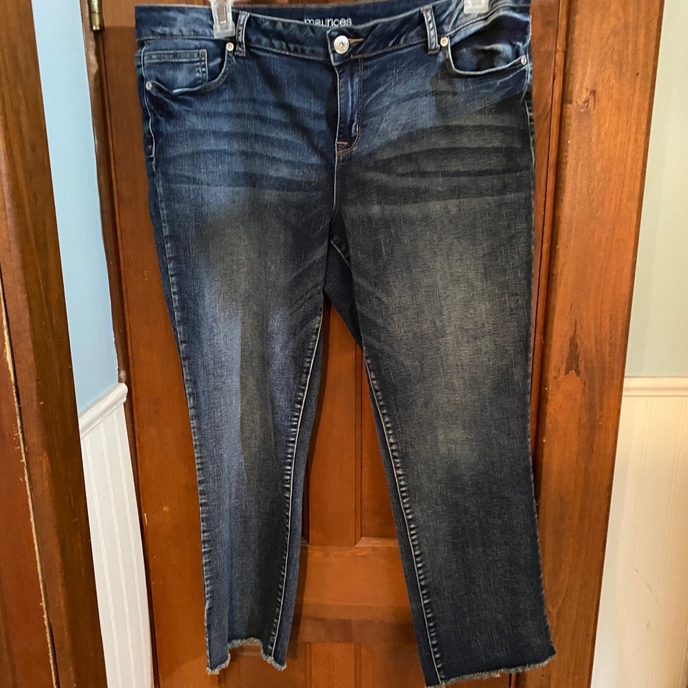 Maurices cropped jeans size 15/16